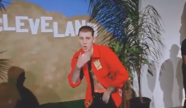 Rapper Machine Gun Kelly